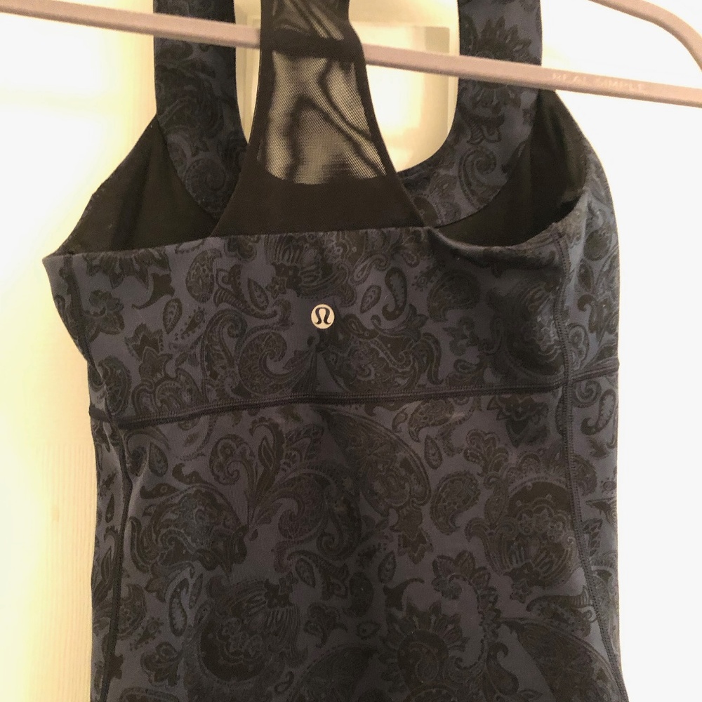 Lululemon Scoop Neck Tank
